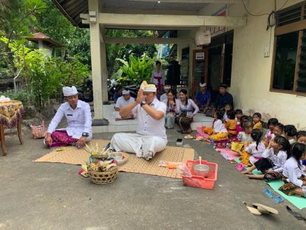 PERSEMBAHYANGAN BERSAMA RAHINA TILEM KATIGA